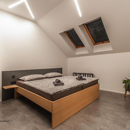 Cozy Little Apartments Ig Bagian luar foto