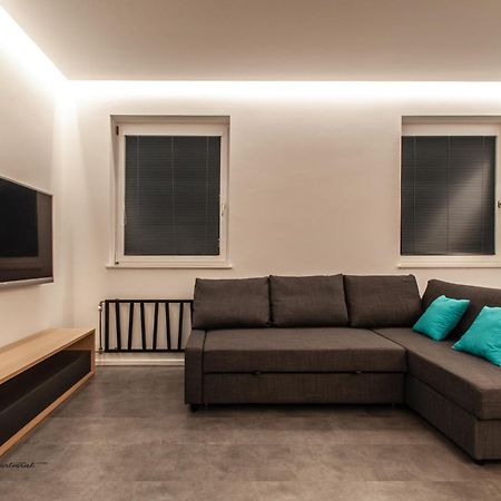 Cozy Little Apartments Ig Bagian luar foto