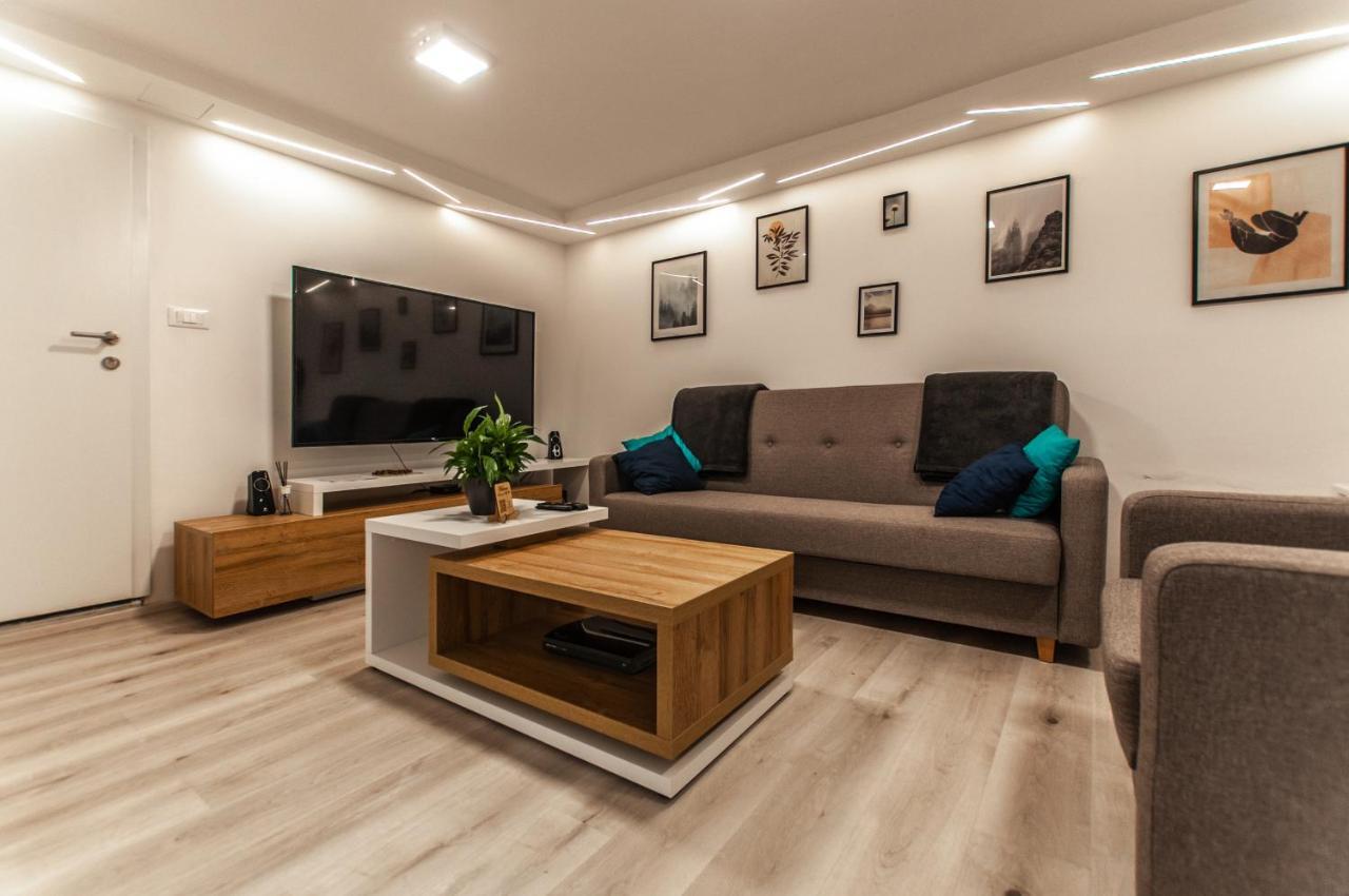 Cozy Little Apartments Ig Bagian luar foto