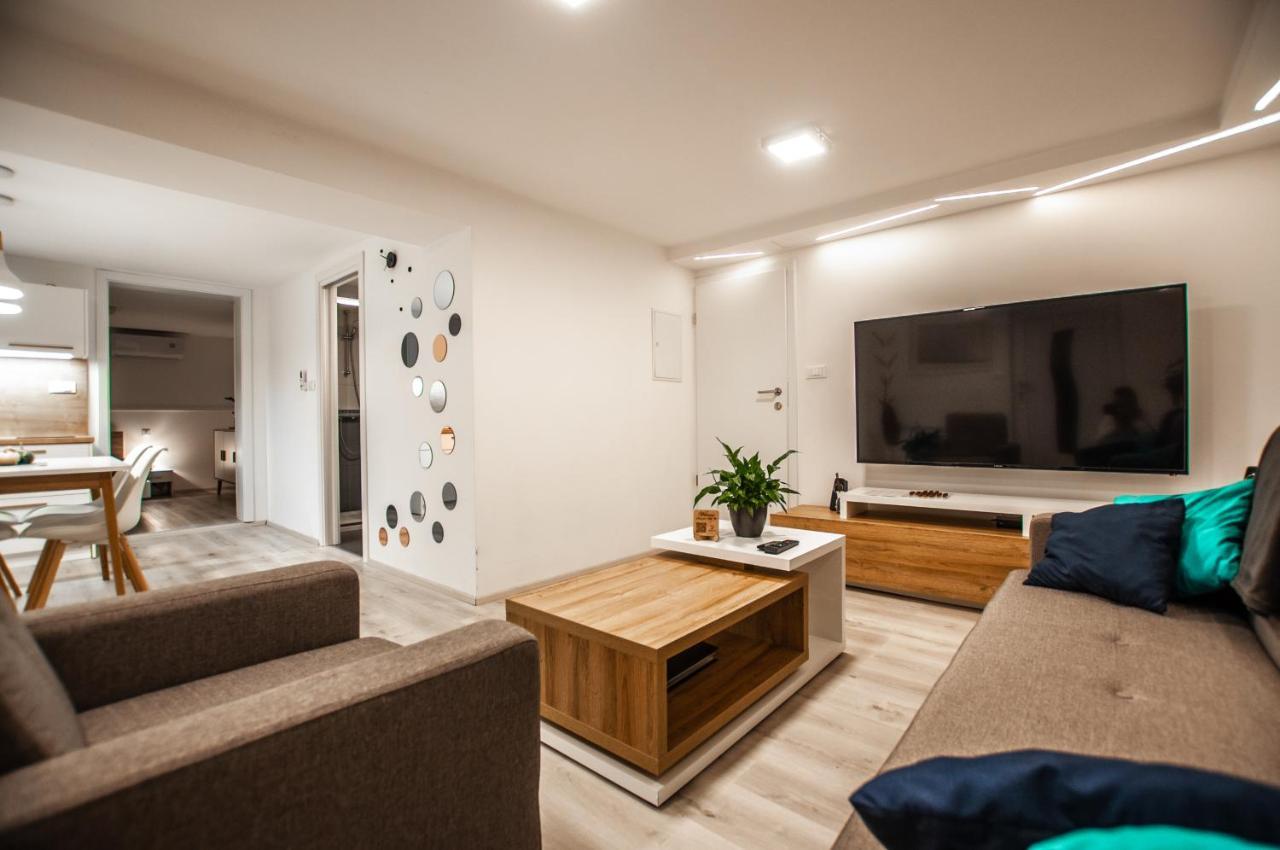 Cozy Little Apartments Ig Bagian luar foto